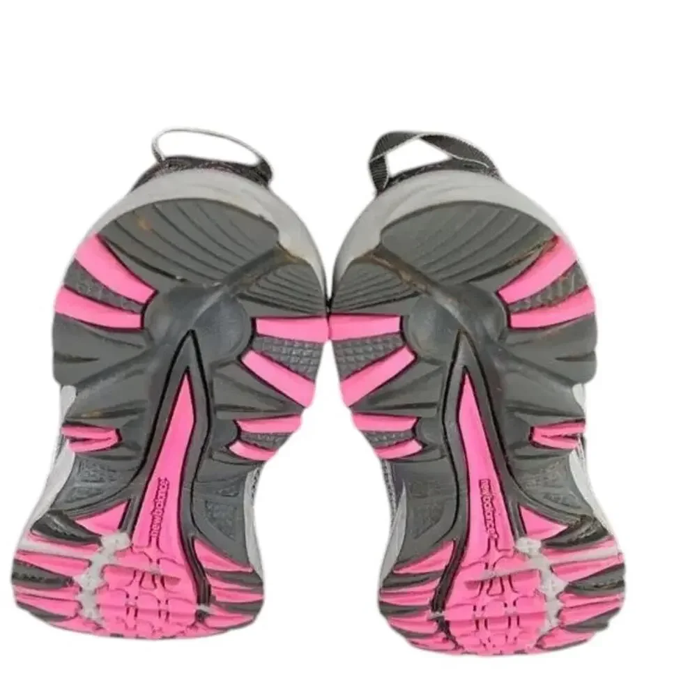 New Balance Shoe Womens 8 Athletic All Terrain Trail Running Walk Outdoor 411v2